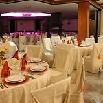 Grillo 4* بلدية آسميني