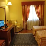 Grillo 4* بلدية آسميني